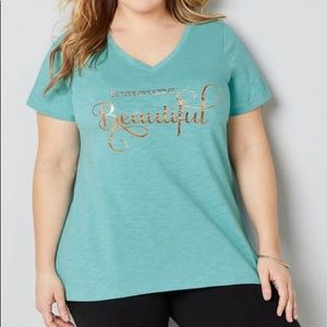 Plus size short sleeve screen print tee